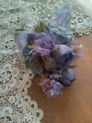 画像1: シルク染花コサージュ