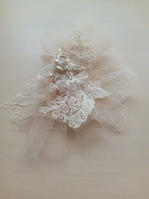 画像1: フランスアンティークビーズ刺繍ブローチ＊限定品＊ 