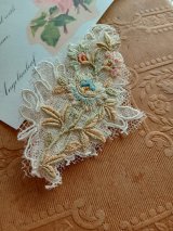 フランスアンティーク刺繍モチーフブローチ★限定品
