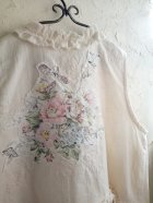 Detaile1: Vintage Rose Vest (Short)