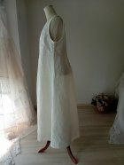 Detaile1: イギリスクルーニーレースレースコラージュワンピース