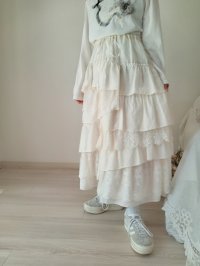 フリルレーススカート