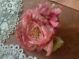 画像2: シルク染花コサージュ