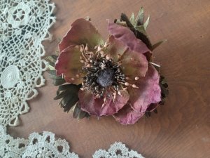 画像1: シルク染花コサージュ