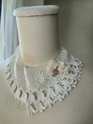 画像2: フランスアンティークビーズ刺繍ブローチ＊限定品＊ 