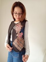 カシミア混ネップウールチェック＆ローズベスト