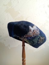 メリノウールニードルパンチフェルティング刺繍ベレー★1点物作品★