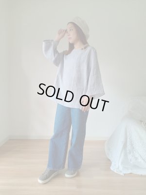 画像20: クローバーの刺繍コサージュリネンブラウス★限定品